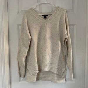 Tahari Speckled Cream V-Neck Sweater